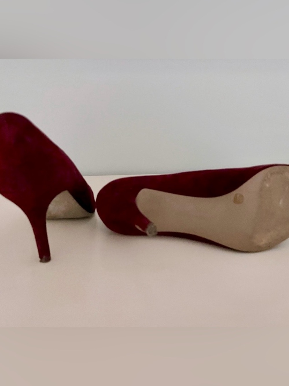 Enzo Angiolini burgundy suede pumps heels with gold jewels.  Size 9 1/2 - Picture 2 of 2